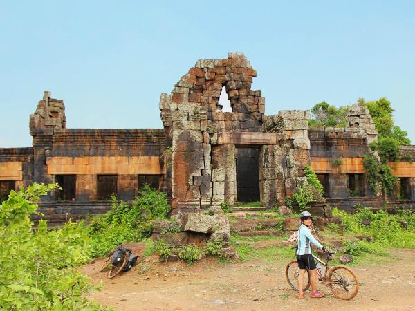Biking vacation from Siem Reap to Saigon