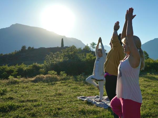 Spanish Pyrenees yoga and walking retreat