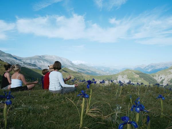 Spanish Pyrenees yoga and walking retreat