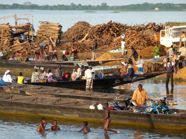 Mali tour, Mud Mosques and the Dogon