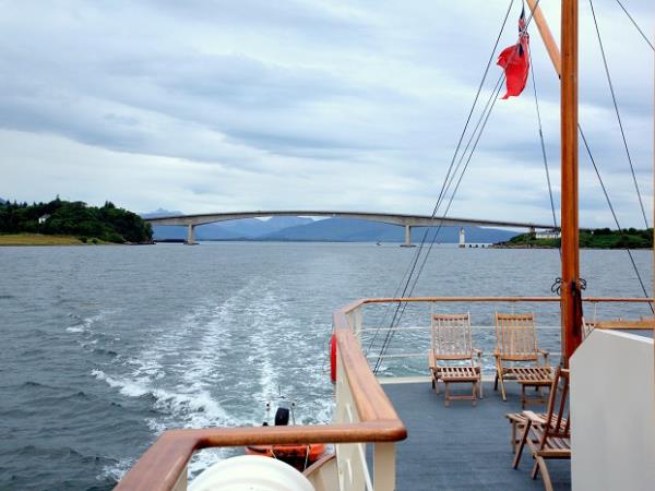 Enchanting Argyll: Islands, Lochs and Wildlife (shell)