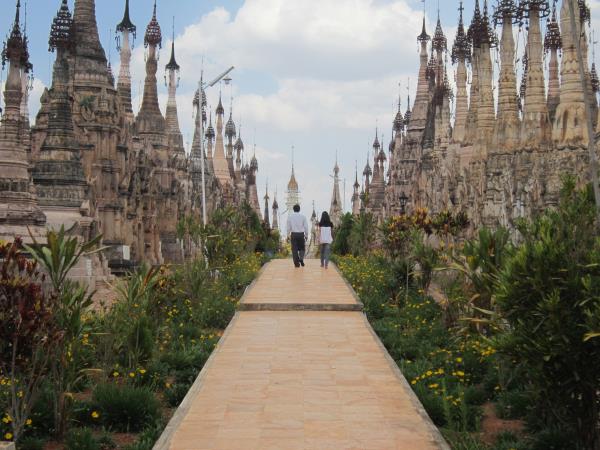 Myanmar family tour