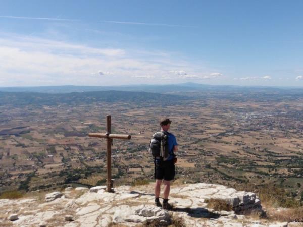 Walking vacation in Italy, in the Footsteps of St Francis