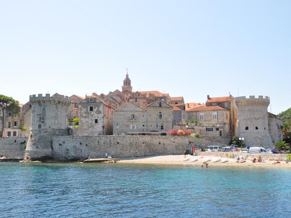 Dubrovnik to Hvar sailing vacation