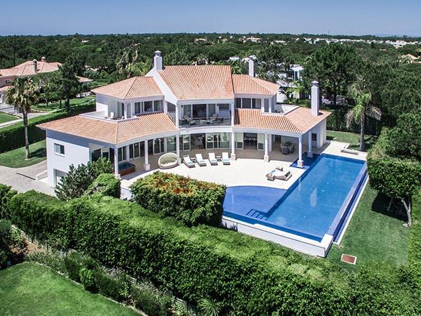Algarve luxury 4 bedroom villa in Portugal