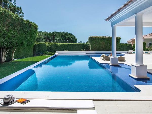 Algarve luxury 4 bedroom villa in Portugal