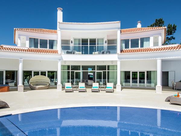 Algarve luxury 4 bedroom villa in Portugal
