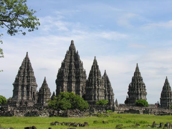 Indonesia vacation, orangutans and culture