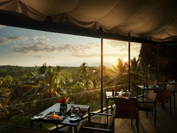 Luxury honeymoon in Sri Lanka