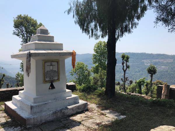 Nepal trekking small group vacation