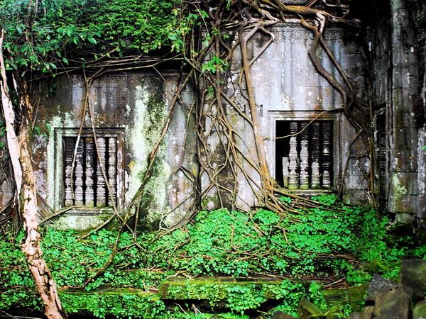 Cambodia vacations, including Angkor