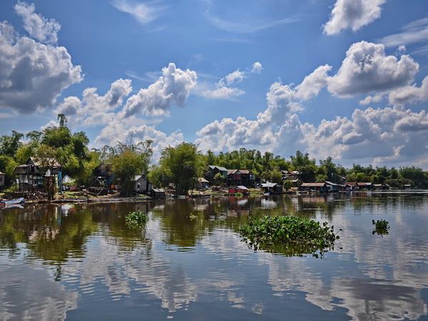 Cambodia vacations, including Angkor