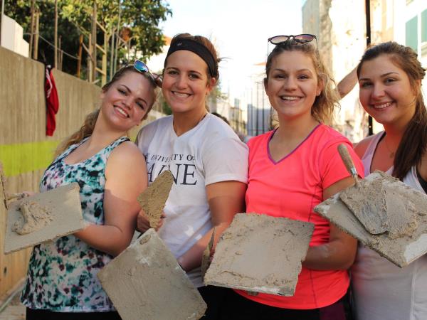 Volunteer in Portugal renovating homes