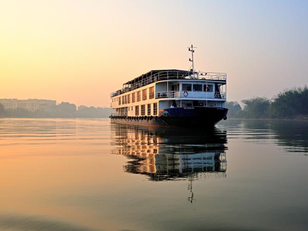 Lower Ganges river cruise in India
