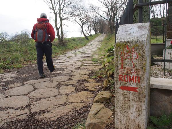 Francigena Way walking vacation in Italy