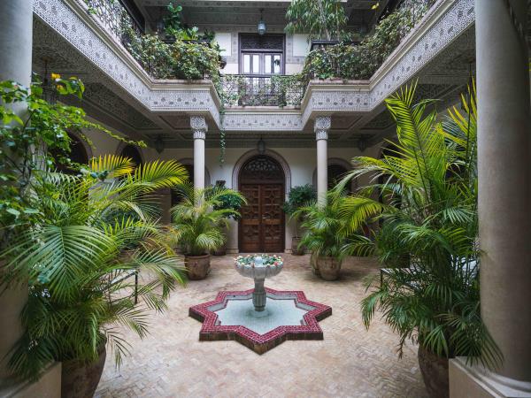 Morocco small group tours