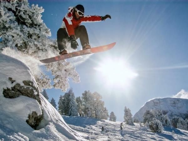 Family skiing vacation in Montenegro