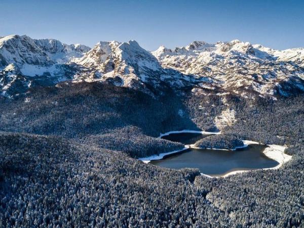 Family skiing vacation in Montenegro
