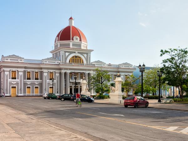 One week tour of Cuba