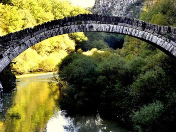 Meteora and Pindos hiking vacation in Greece