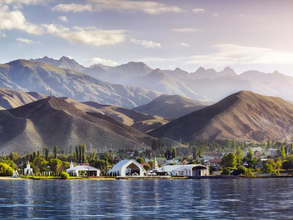 Kyrgyzstan vacation, tailor made adventure