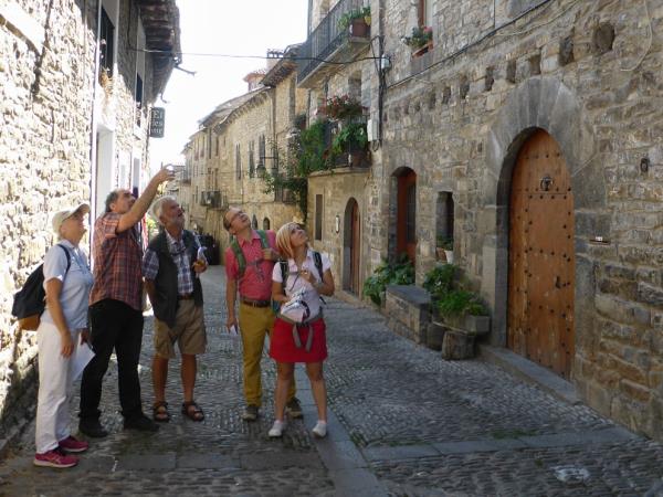 Learn Spanish and walking vacation, Spanish Pyrenees
