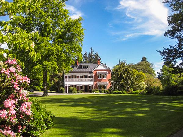 Gardens of New Zealand tour, spring time