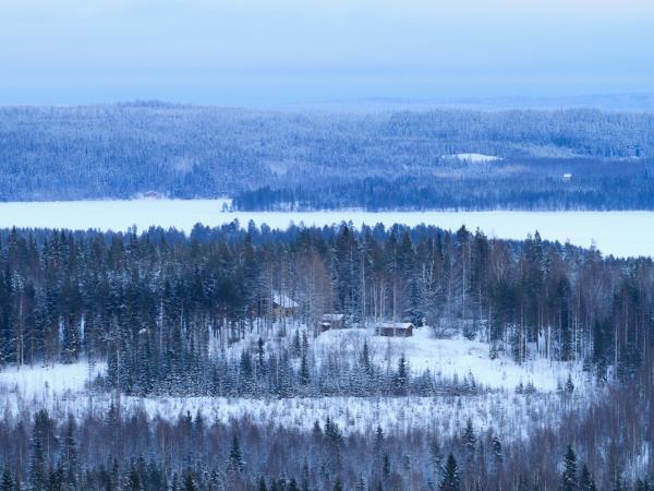 Cross-country skiing vacation in Finland