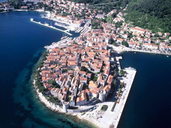 Croatia vacation, island hopping and countryside