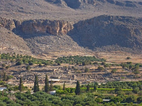 Crete guided hiking vacation