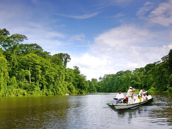 Costa Rica wildlife vacation, Jungles & Beaches