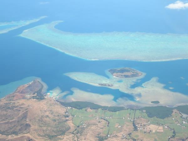 Fiji family cycling vacation