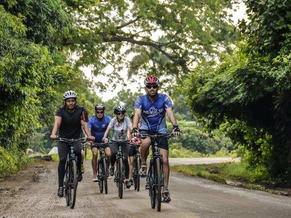 Classic Cuba biking vacation