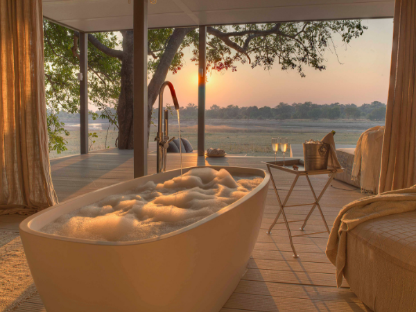 Luxury Zambia safari holiday 