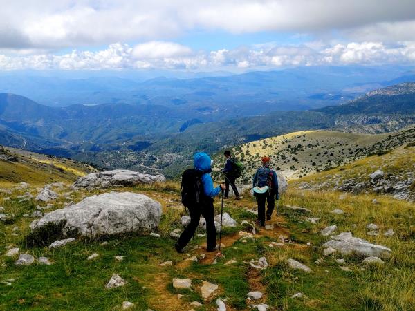 Hiking in Greece vacation, Zagori & Meteora