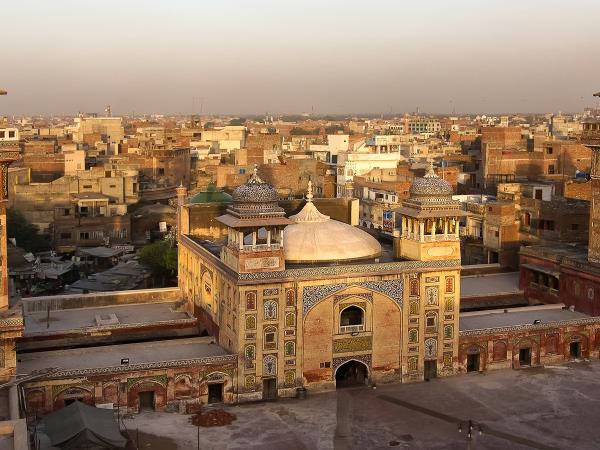 Karachi to Lahore vacation in Pakistan