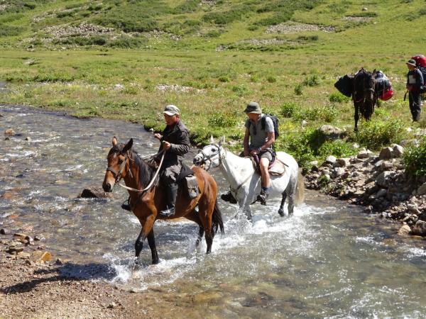 Kyrgyzstan Tian Shan Mountains hiking tour