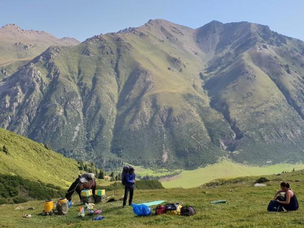 Kyrgyzstan Tian Shan Mountains hiking tour