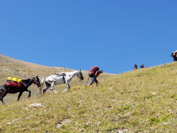 Kyrgyzstan Tian Shan Mountains hiking tour