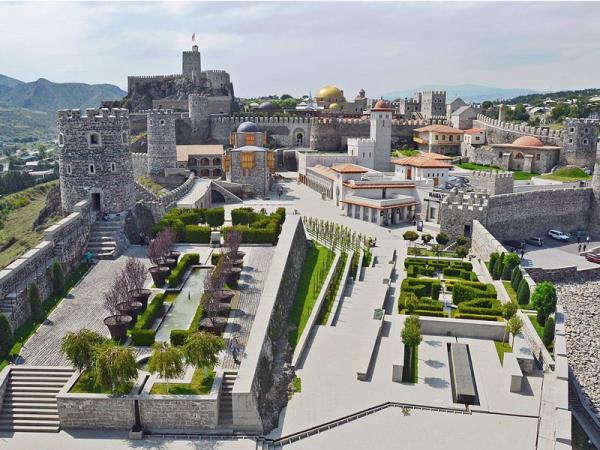 Luxury Caucasus vacation