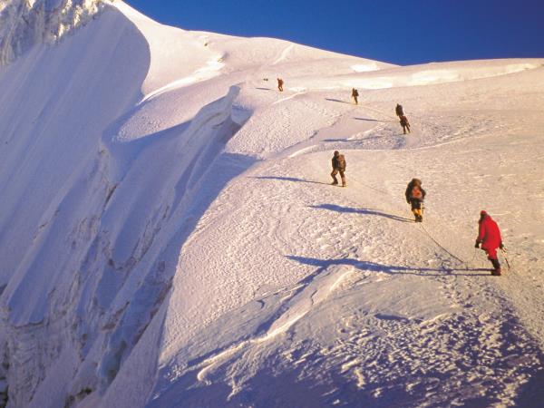 Cordillera Real climbing holiday in Bolivia