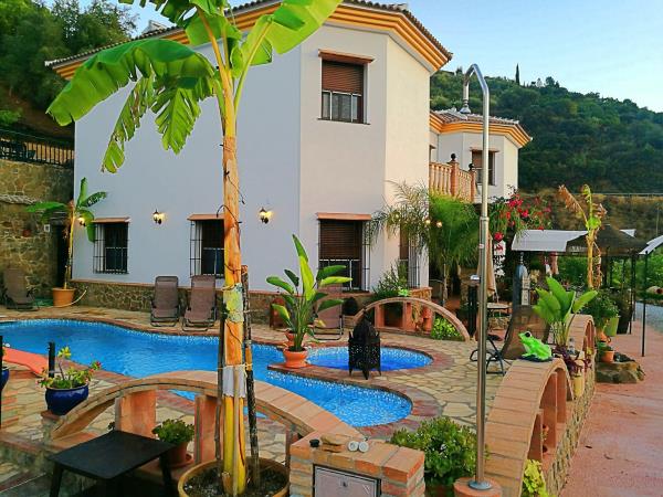 Moorish Andalusia, centre based walking vacation