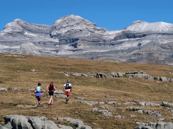 Trail running vacation in Spain, Spanish Pyrenees