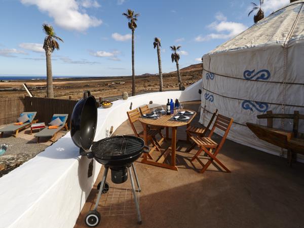 Lanzarote yurt vacation with pool