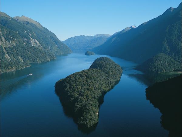 Doubtful Sound and South Island tour, New Zealand