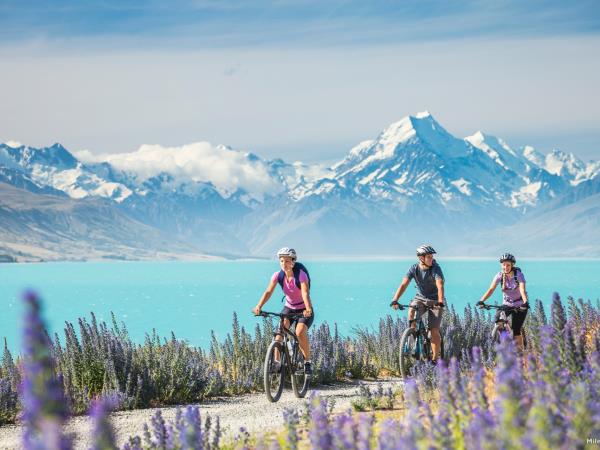 New Zealand hiking & adventure vacation