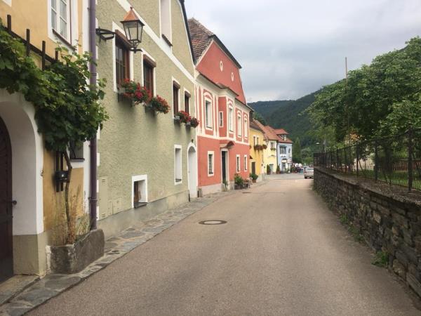 Danube self guided hiking vacation in Austria