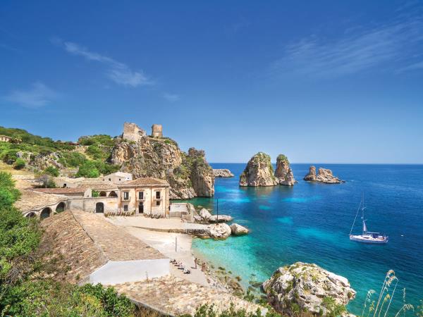Sicily bareboat sailing vacation