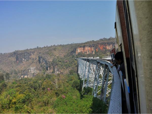 Myanmar highlights tour 