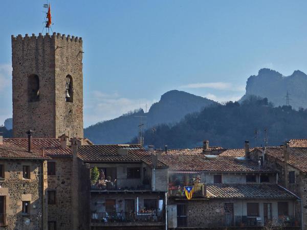 Catalonia walking vacation in Spain